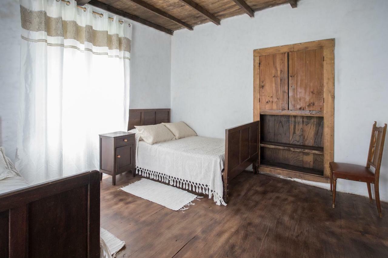 A Fonte Das Bodas Samos Esterno foto