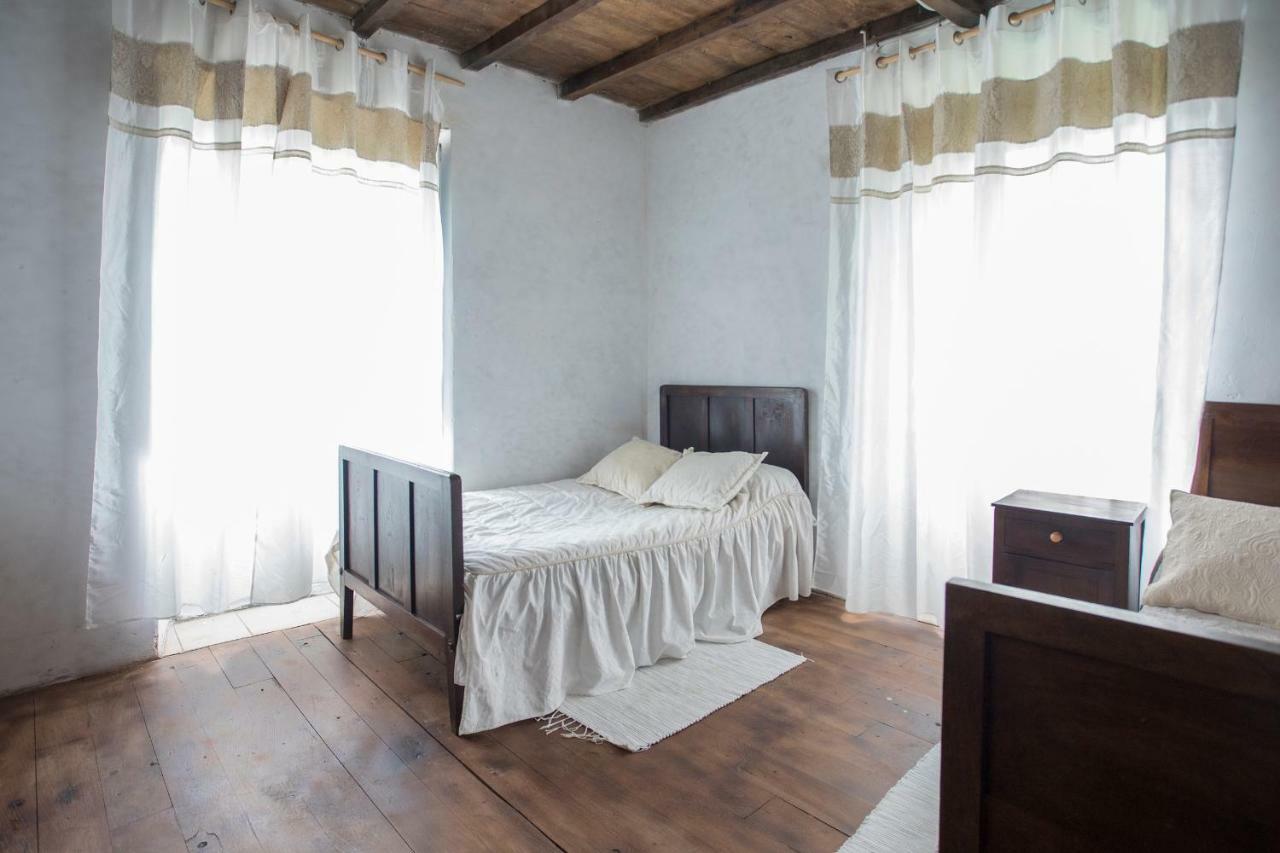 A Fonte Das Bodas Samos Esterno foto