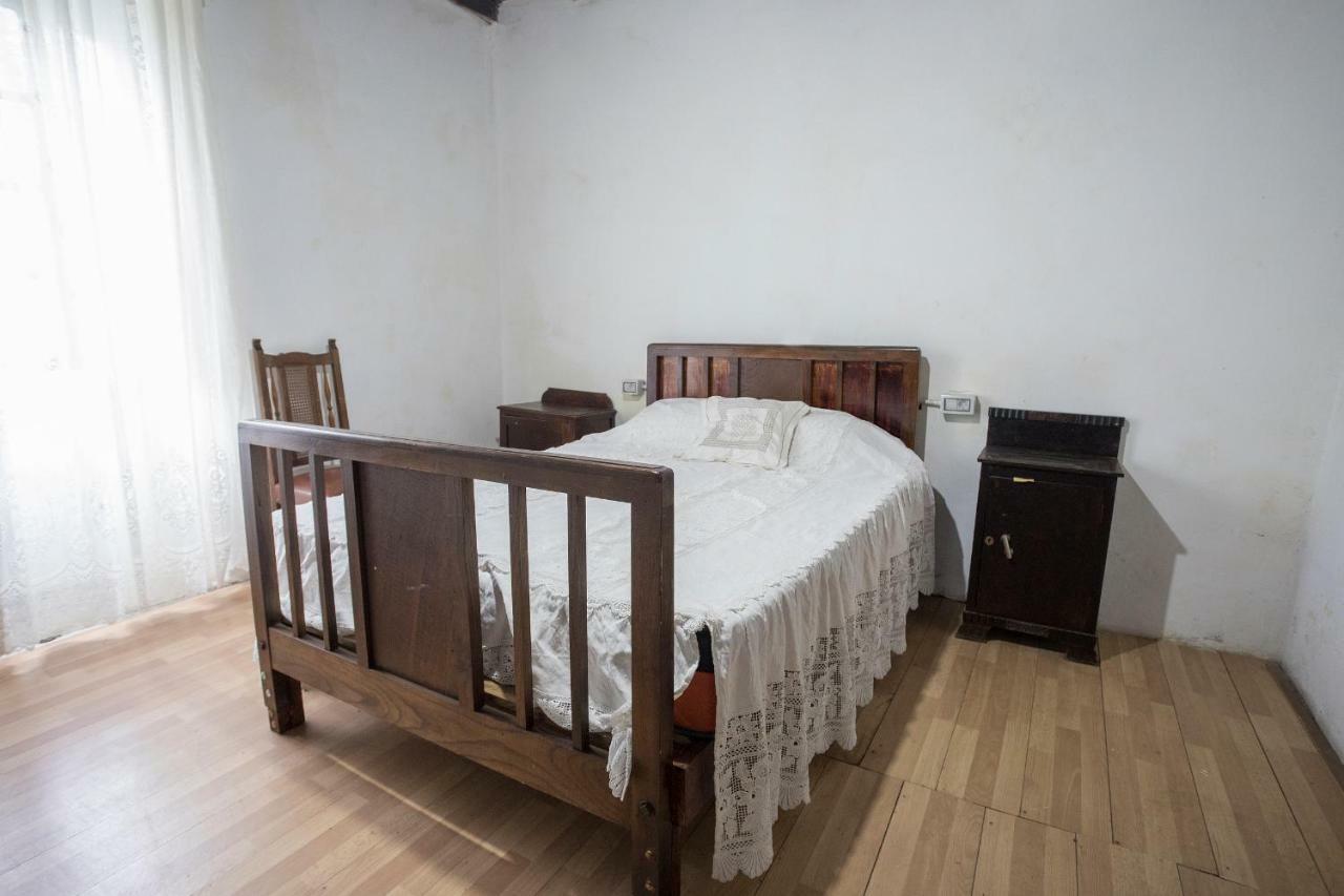 A Fonte Das Bodas Samos Esterno foto